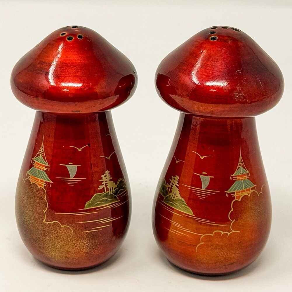 Vintage Japanese Lacquer Mushroom Salt Pepper Shakers Red Gilt Wood - Picture 2 of 5